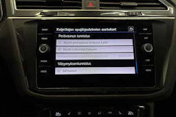 Harmaa Volkswagen Tiguan 2019 kuva 28.