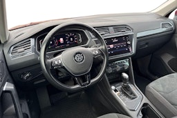 punainen Volkswagen Tiguan 2019 kuva 6.
