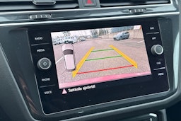 punainen Volkswagen Tiguan 2019 kuva 15.