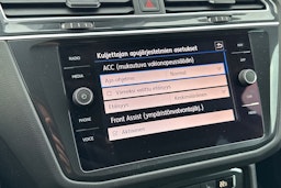 punainen Volkswagen Tiguan 2019 kuva 17.