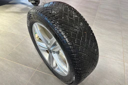 Valkoinen Volkswagen Tiguan 2019 kuva 11.