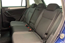 sininen Volkswagen Tiguan 2019 kuva 14.