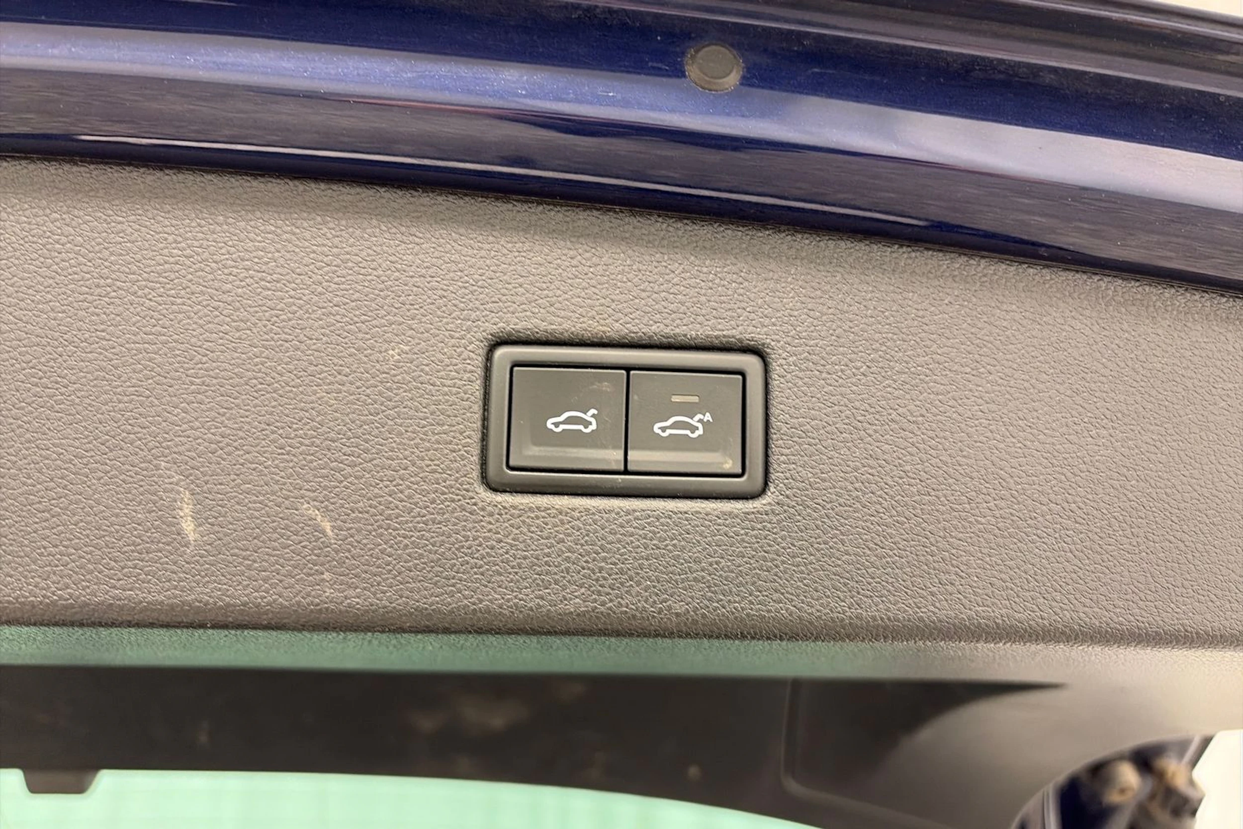 sininen Volkswagen Tiguan 2019 kuva 19.