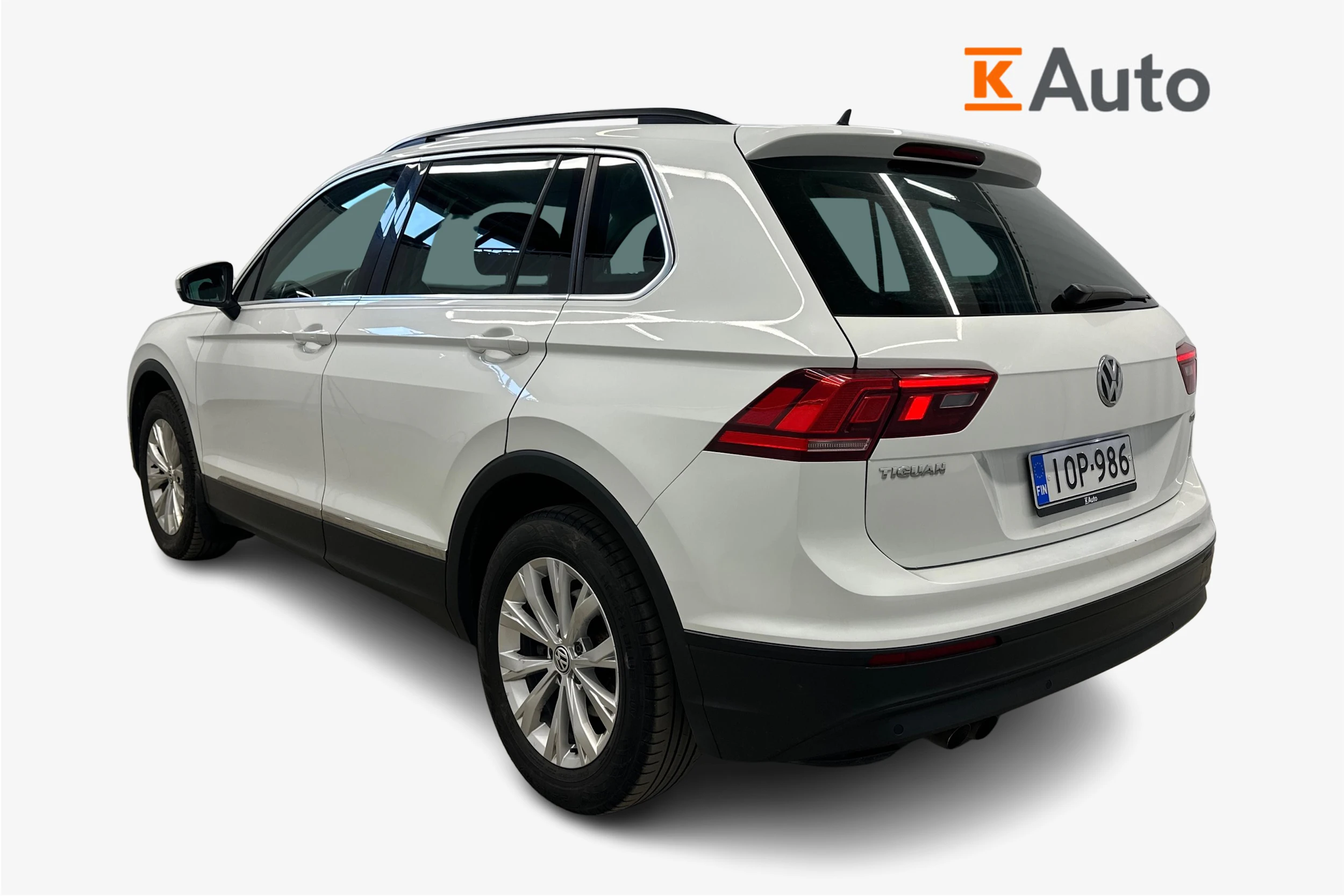 valkoinen Volkswagen Tiguan 2019 kuva 3.