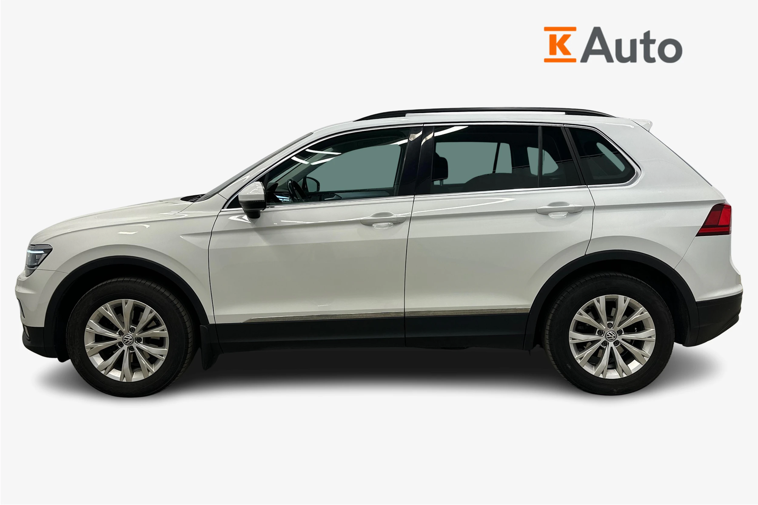 valkoinen Volkswagen Tiguan 2019 kuva 7.
