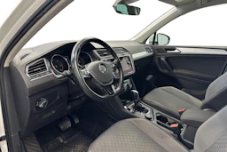 valkoinen Volkswagen Tiguan 2019 kuva 8.