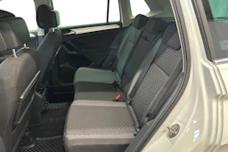 valkoinen Volkswagen Tiguan 2019 kuva 11.
