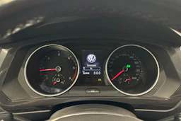 valkoinen Volkswagen Tiguan 2019 kuva 19.