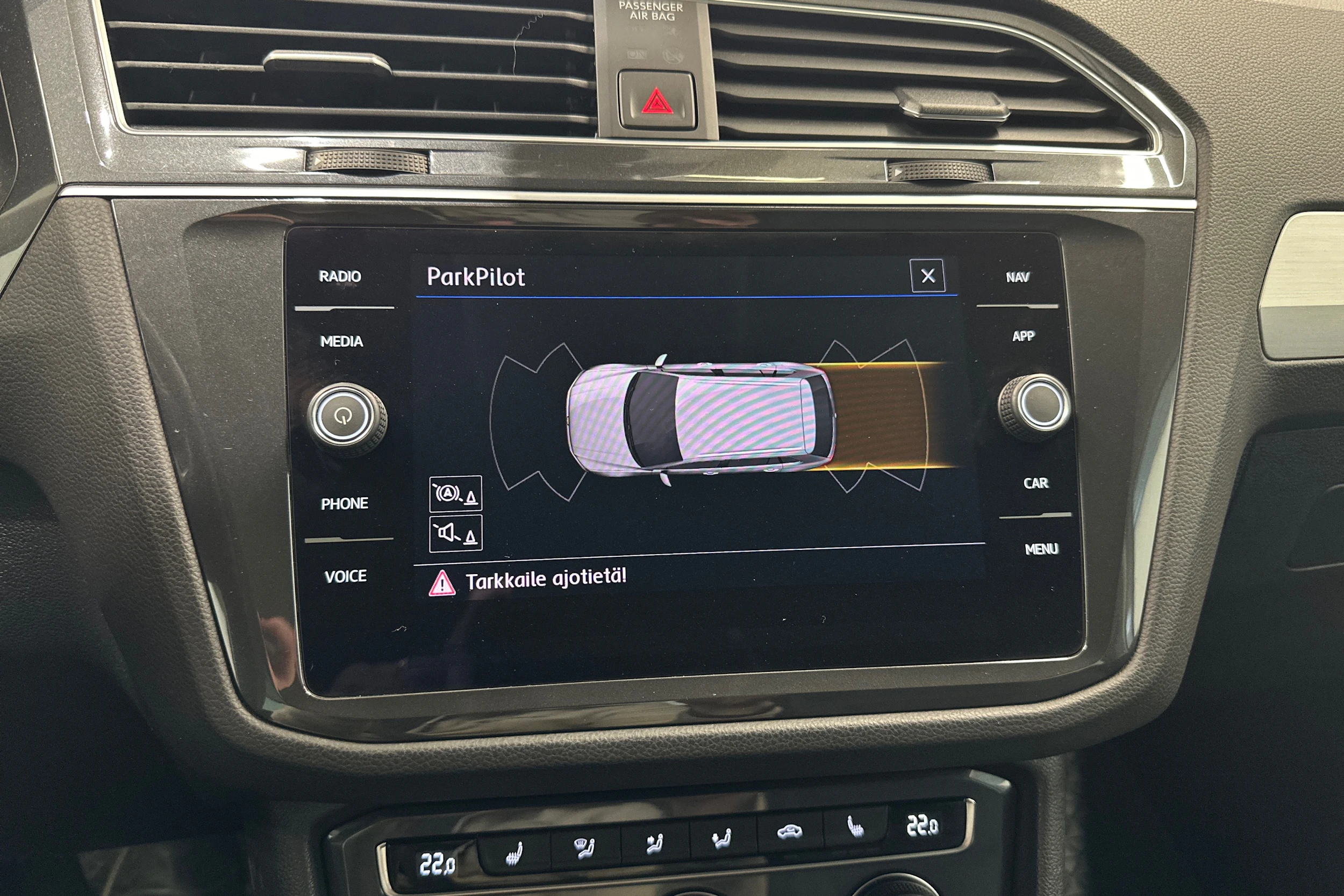 valkoinen Volkswagen Tiguan 2019 kuva 21.