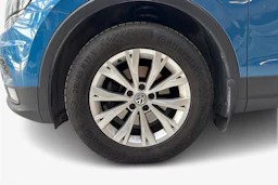 Sininen Volkswagen Tiguan 2019 kuva 9.