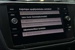 Sininen Volkswagen Tiguan 2019 kuva 20.
