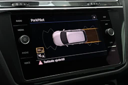 Sininen Volkswagen Tiguan 2019 kuva 25.