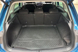 Sininen Volkswagen Tiguan 2019 kuva 28.