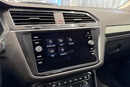 Musta Volkswagen Tiguan 2019 kuva 28.