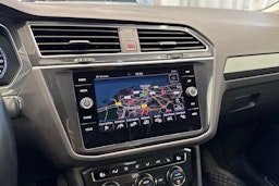 Musta Volkswagen Tiguan 2019 kuva 38.