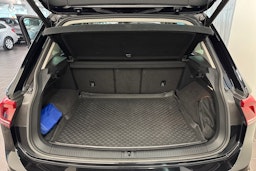 Musta Volkswagen Tiguan 2019 kuva 41.