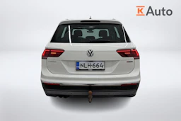 valkoinen Volkswagen Tiguan 2019 kuva 4.
