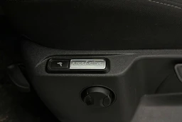 valkoinen Volkswagen Tiguan 2019 kuva 22.