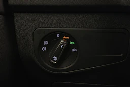 valkoinen Volkswagen Tiguan 2019 kuva 24.