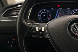 valkoinen Volkswagen Tiguan 2019 kuva 25.
