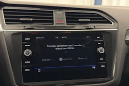 valkoinen Volkswagen Tiguan 2019 kuva 29.