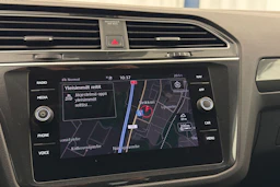 valkoinen Volkswagen Tiguan 2019 kuva 30.