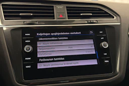 valkoinen Volkswagen Tiguan 2019 kuva 33.