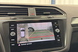 valkoinen Volkswagen Tiguan 2019 kuva 34.