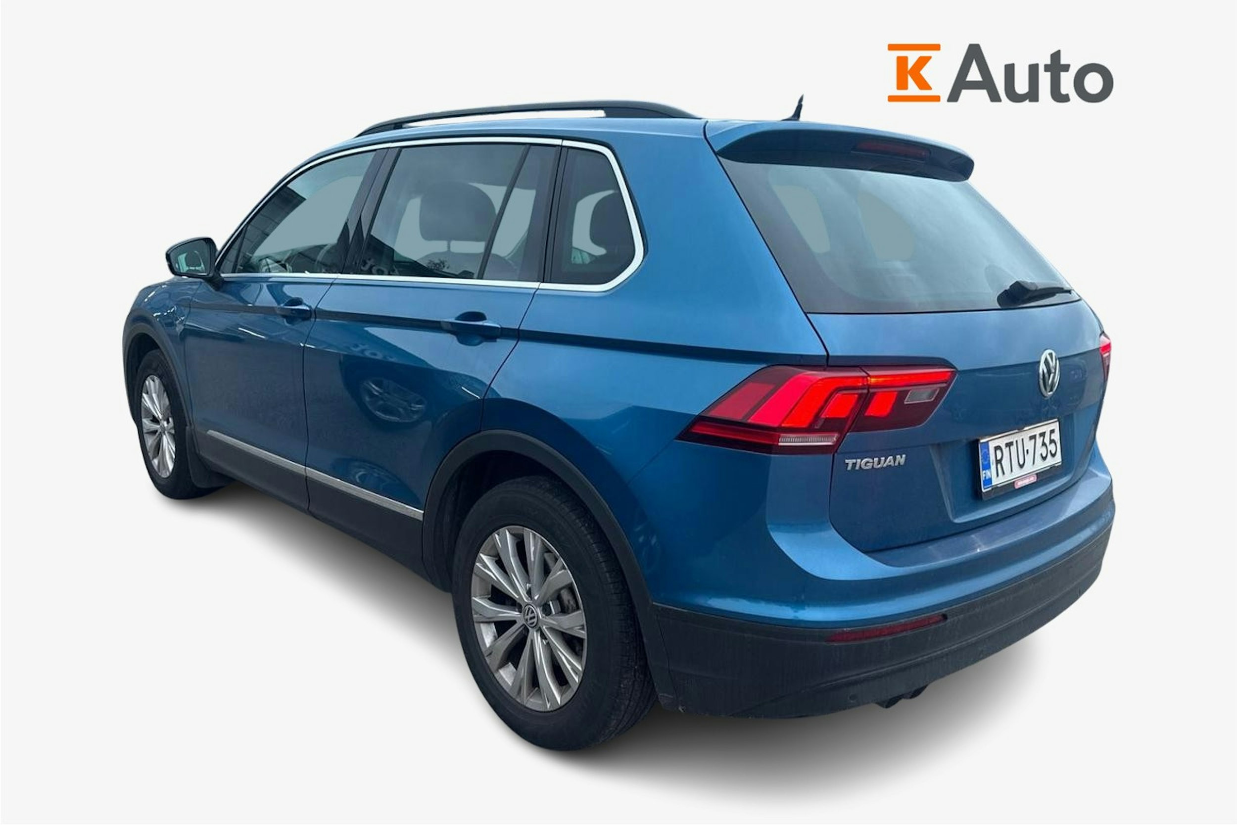Sininen Volkswagen Tiguan 2019 kuva 2.