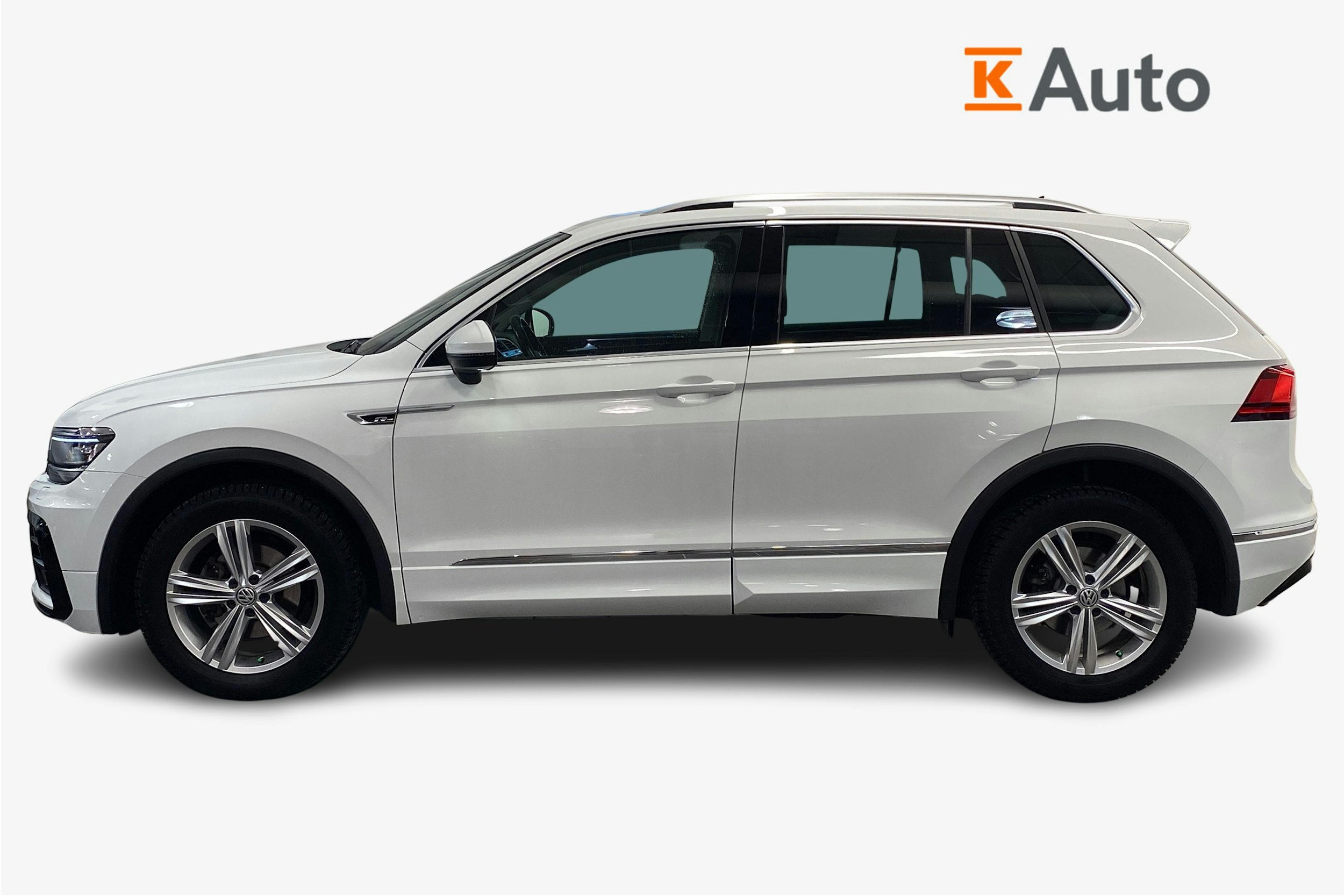 Valkoinen Volkswagen Tiguan 2019 kuva 5.