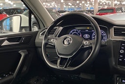 Valkoinen Volkswagen Tiguan 2019 kuva 11.