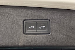 Valkoinen Volkswagen Tiguan 2019 kuva 24.