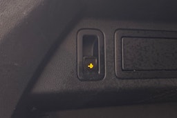 Valkoinen Volkswagen Tiguan 2019 kuva 25.