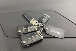 Punainen Volkswagen Tiguan 2019 kuva 31.