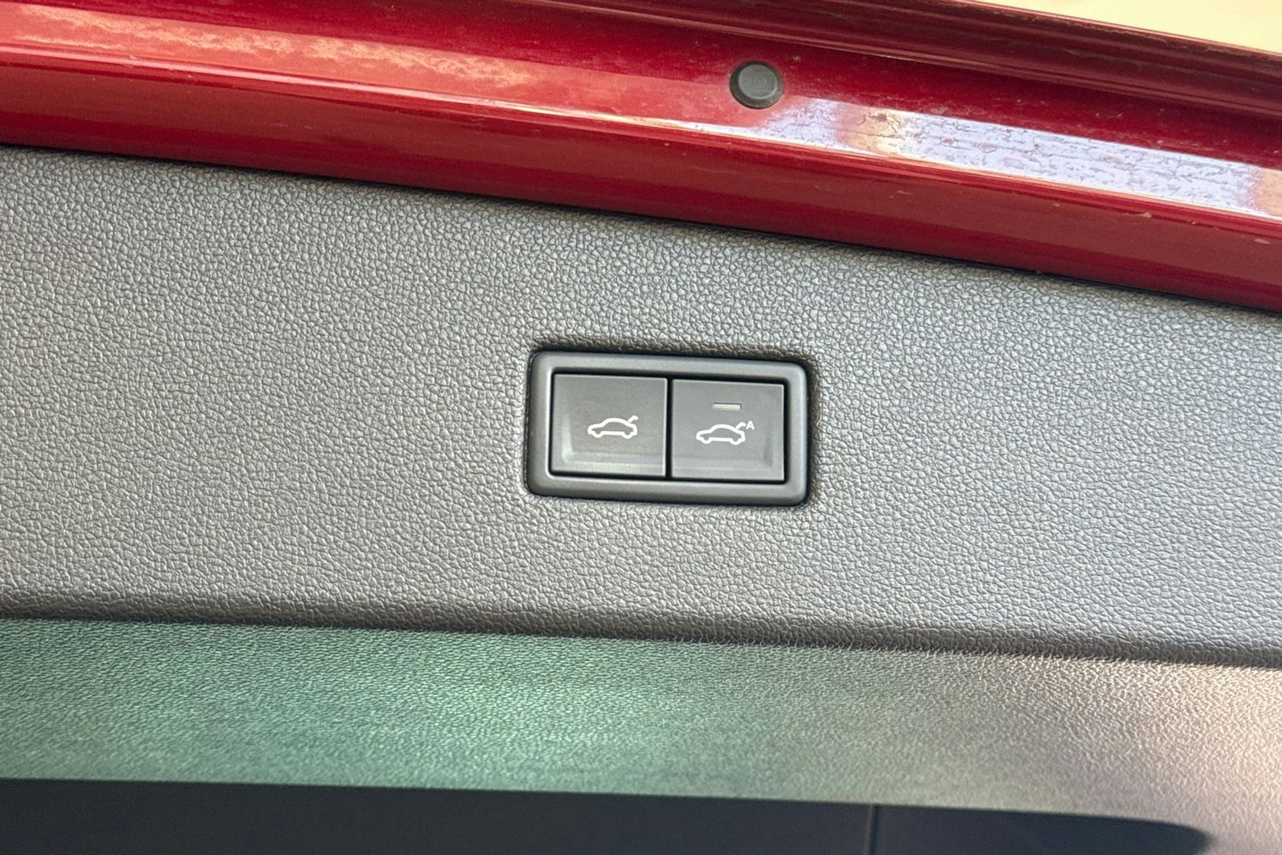 punainen Volkswagen Tiguan 2019 kuva 22.