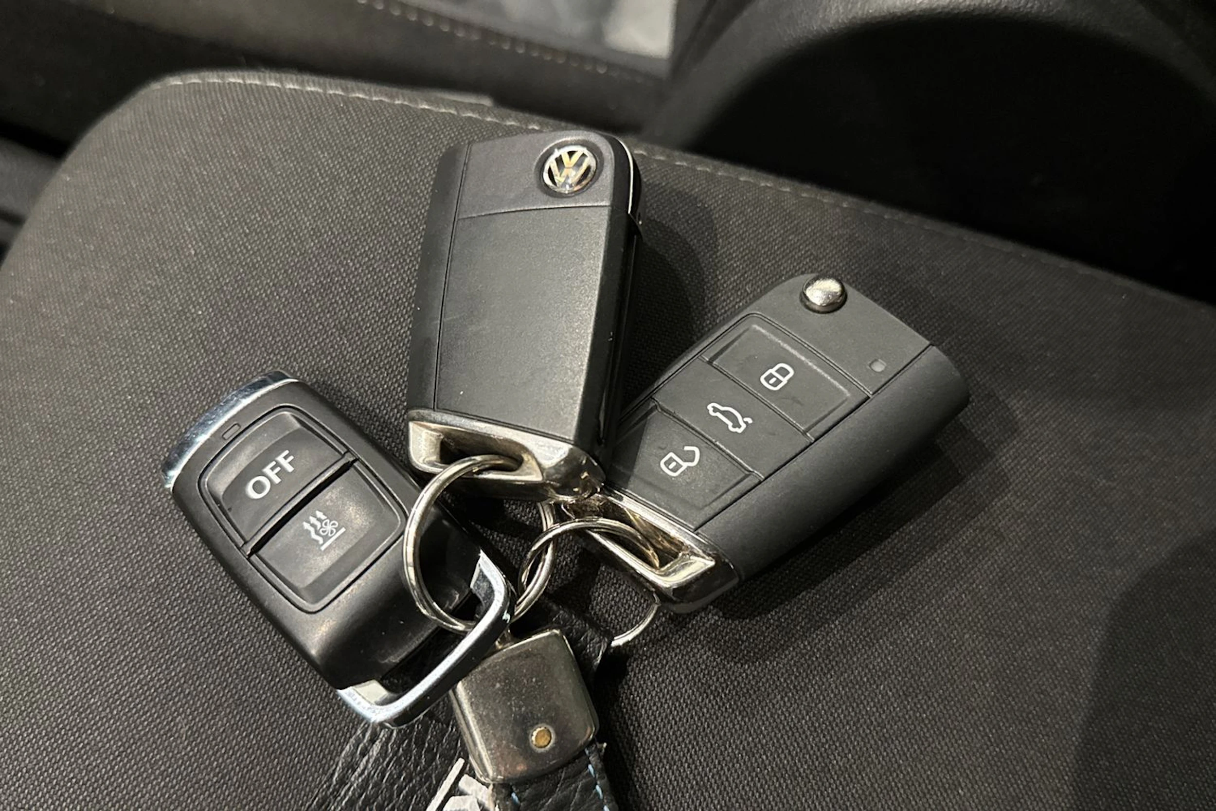 punainen Volkswagen Tiguan 2019 kuva 26.
