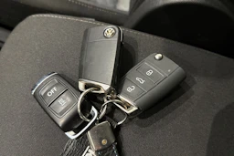 punainen Volkswagen Tiguan 2019 kuva 26.