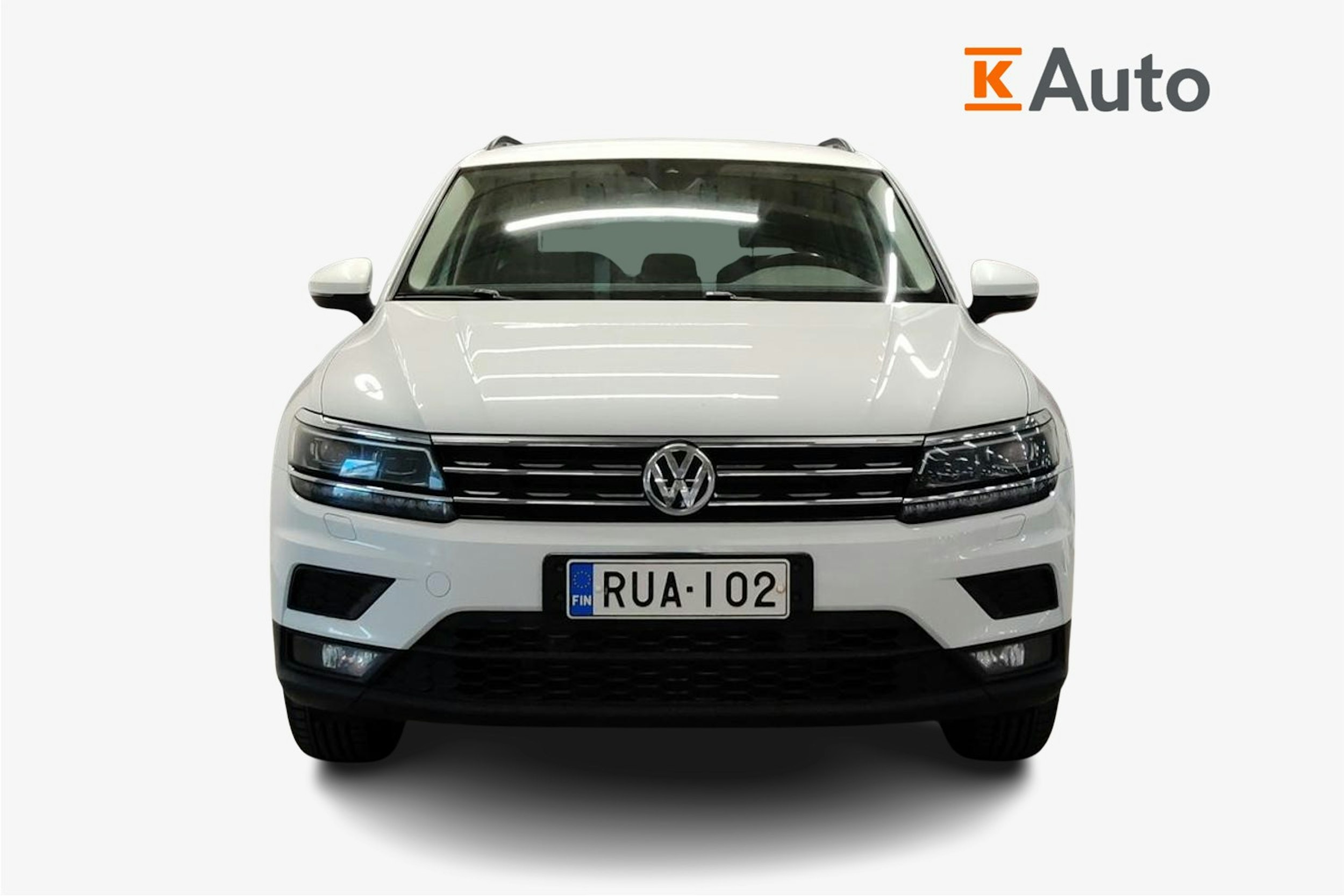 Valkoinen Volkswagen Tiguan 2019 kuva 4.