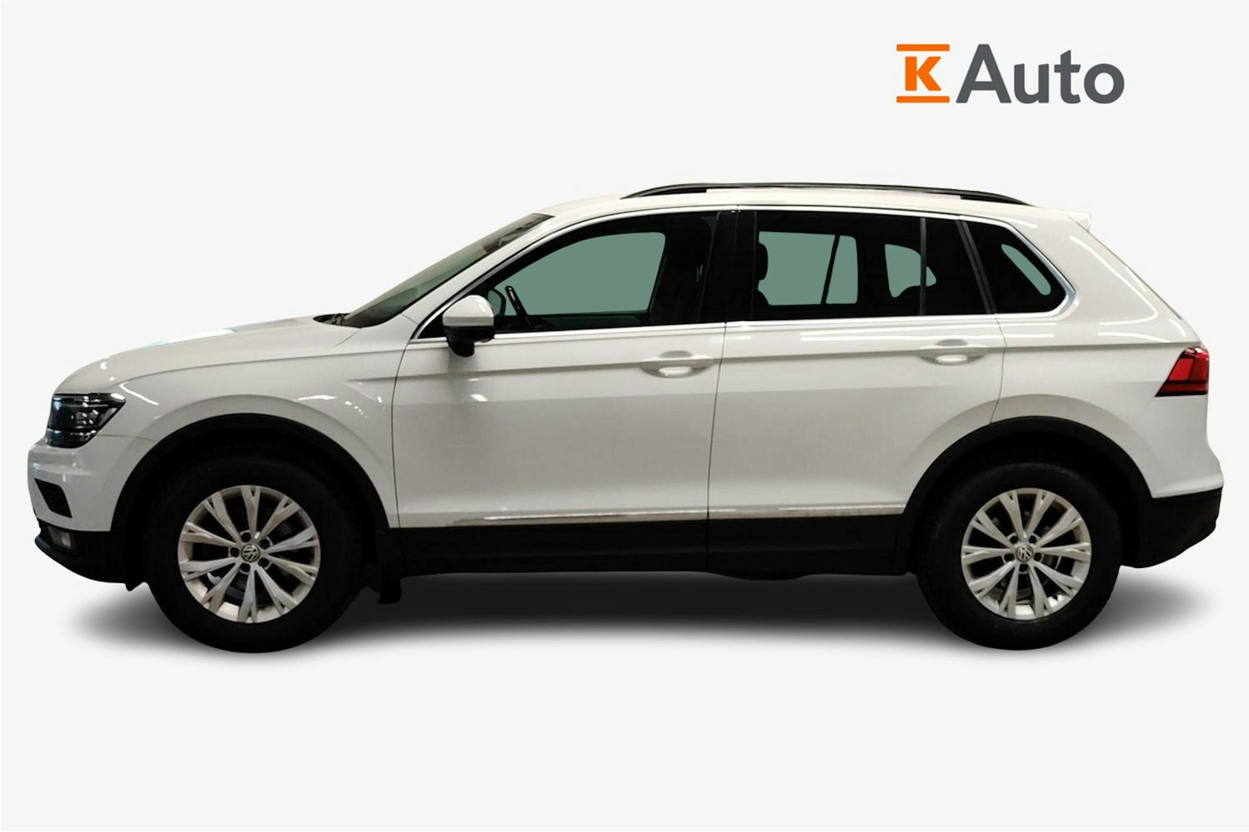 Valkoinen Volkswagen Tiguan 2019 kuva 5.
