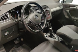 Valkoinen Volkswagen Tiguan 2019 kuva 6.