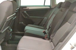 Valkoinen Volkswagen Tiguan 2019 kuva 8.