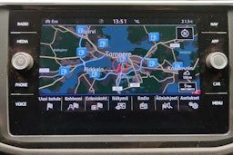 Valkoinen Volkswagen Tiguan 2019 kuva 18.