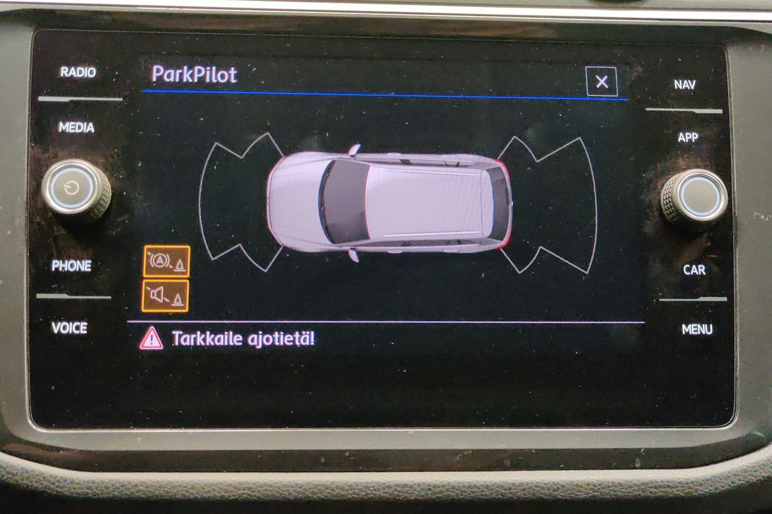 Valkoinen Volkswagen Tiguan 2019 kuva 19.