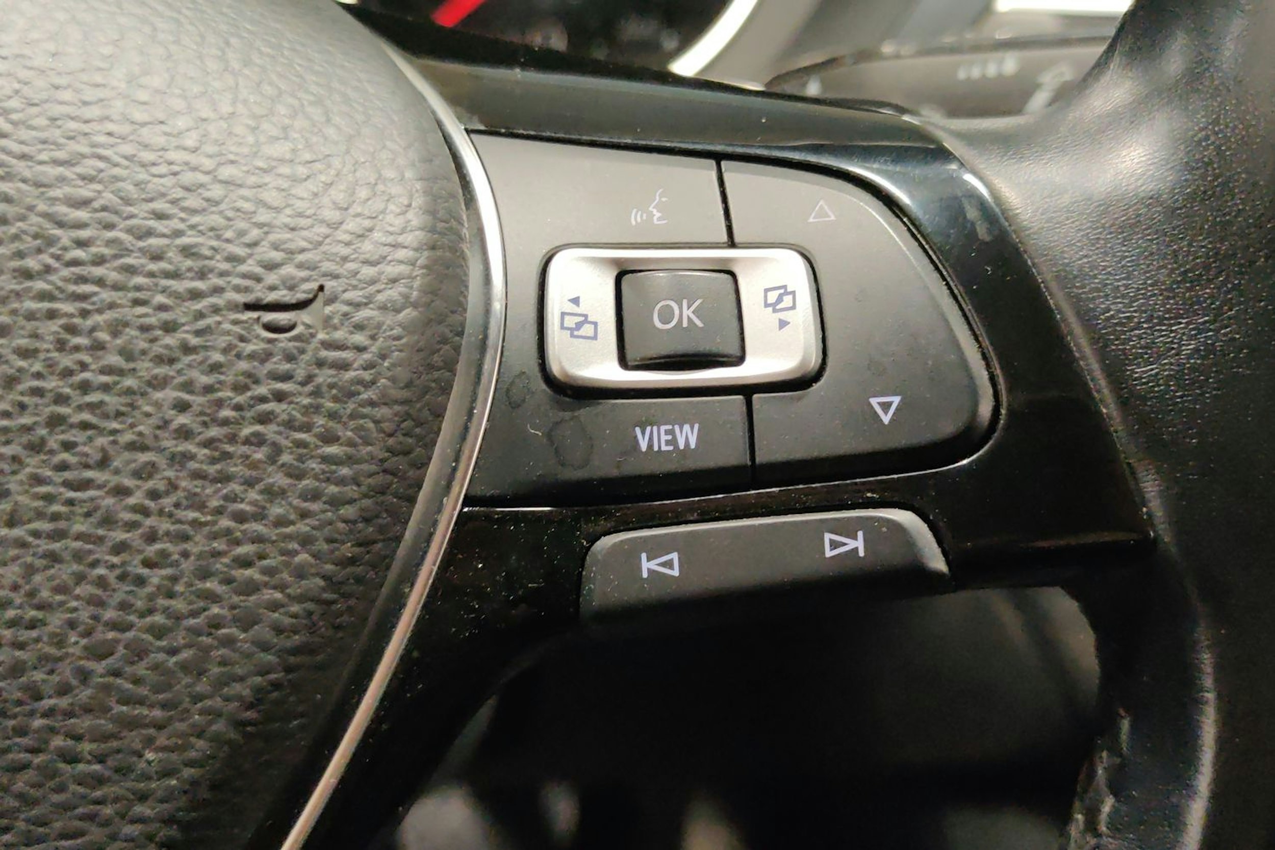 Valkoinen Volkswagen Tiguan 2019 kuva 23.