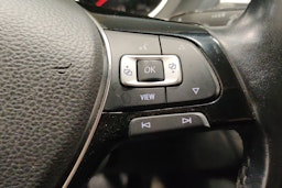 Valkoinen Volkswagen Tiguan 2019 kuva 23.