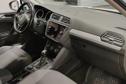 Valkoinen Volkswagen Tiguan 2019 kuva 28.