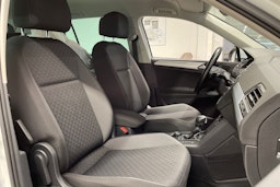 Valkoinen Volkswagen Tiguan 2019 kuva 29.