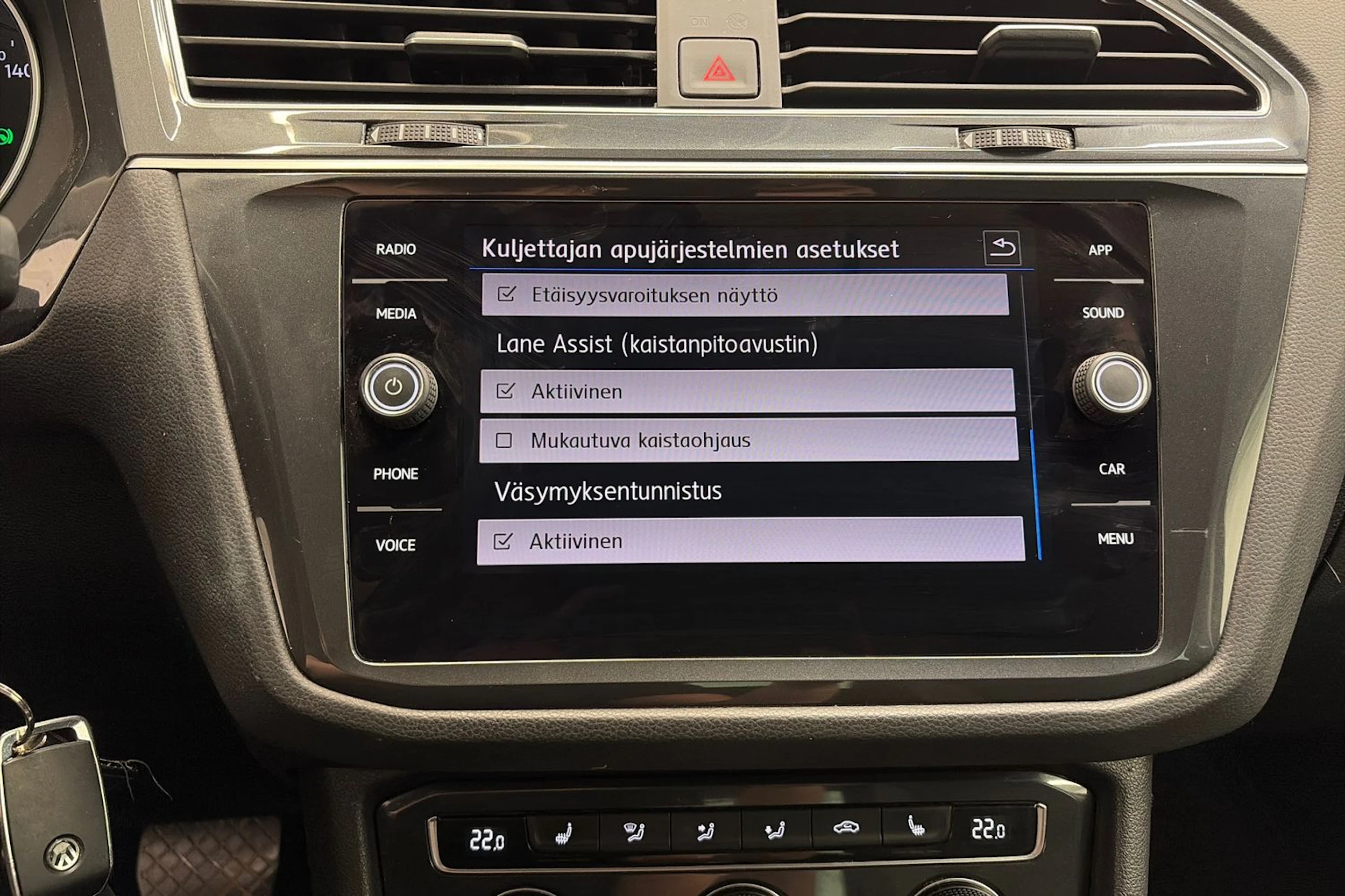 musta Volkswagen Tiguan 2019 kuva 20.