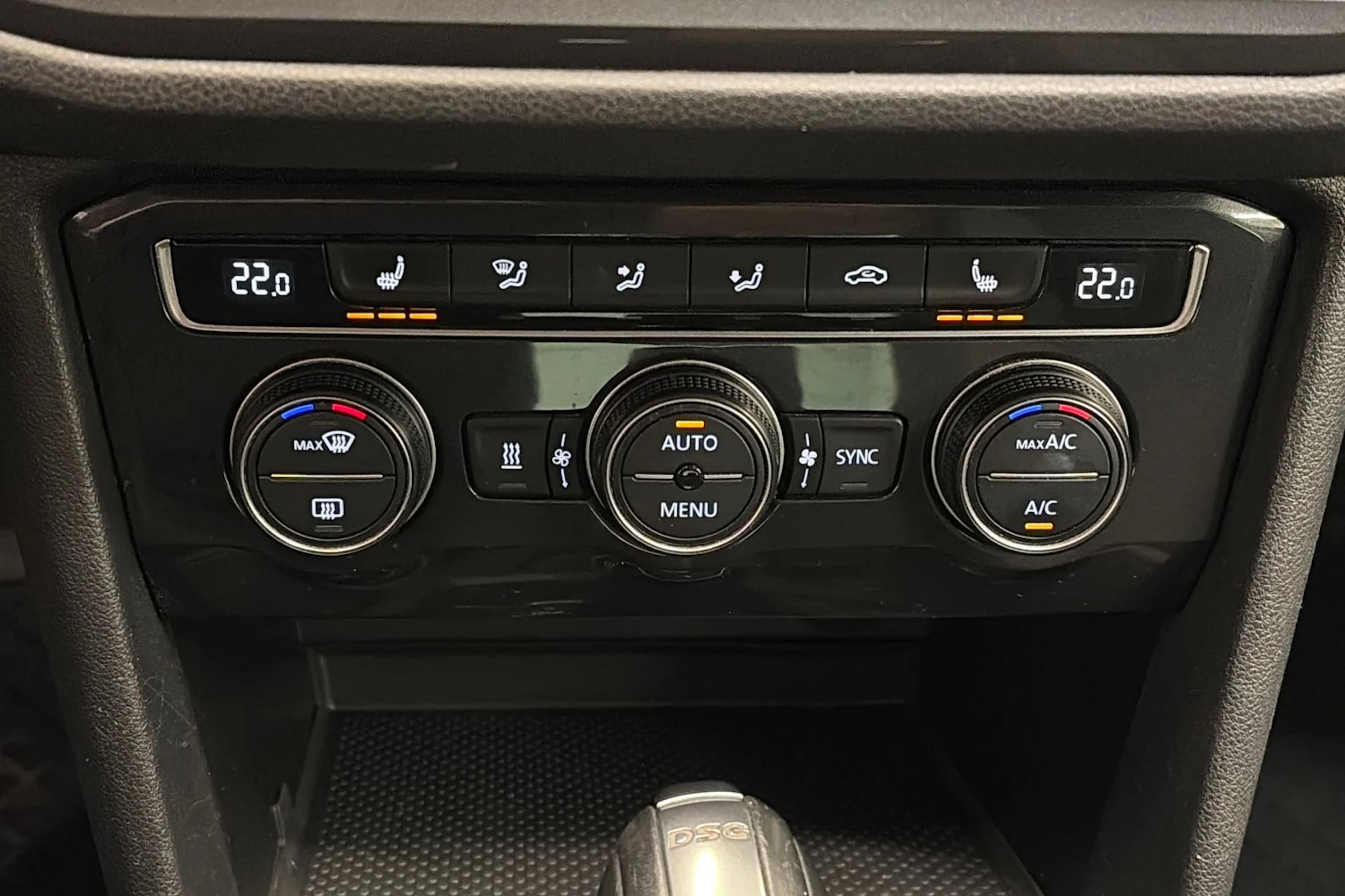 musta Volkswagen Tiguan 2019 kuva 21.