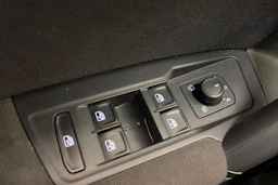 musta Volkswagen Tiguan 2019 kuva 24.